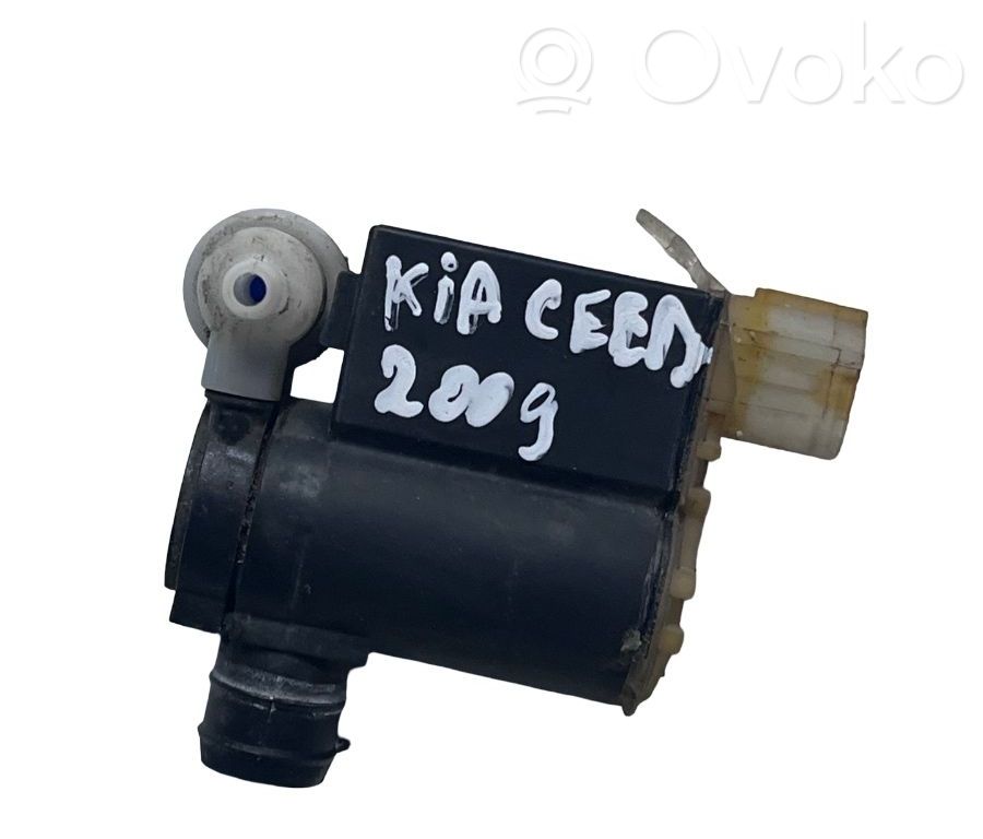 KIA Ceed Windscreen/windshield washer pump 