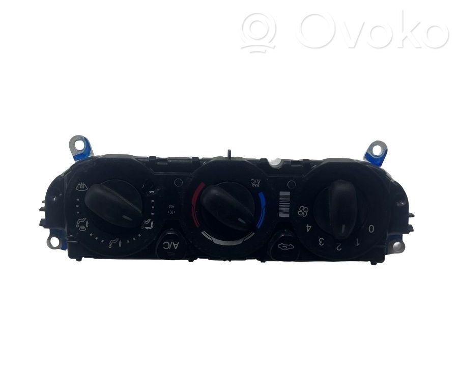 Unidad de control climatización   BM5T18549
