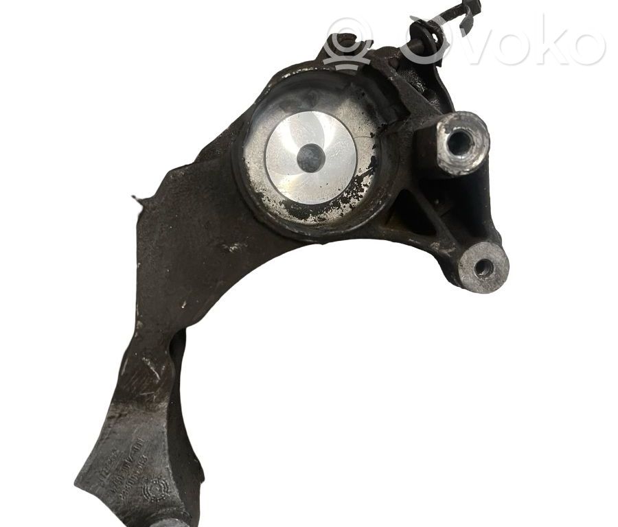Head Valve Retaining Insert/Retainer   898005563