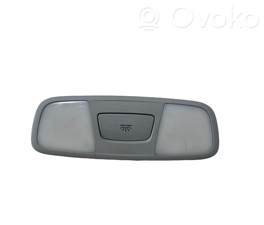 Front seat light   8V0947111