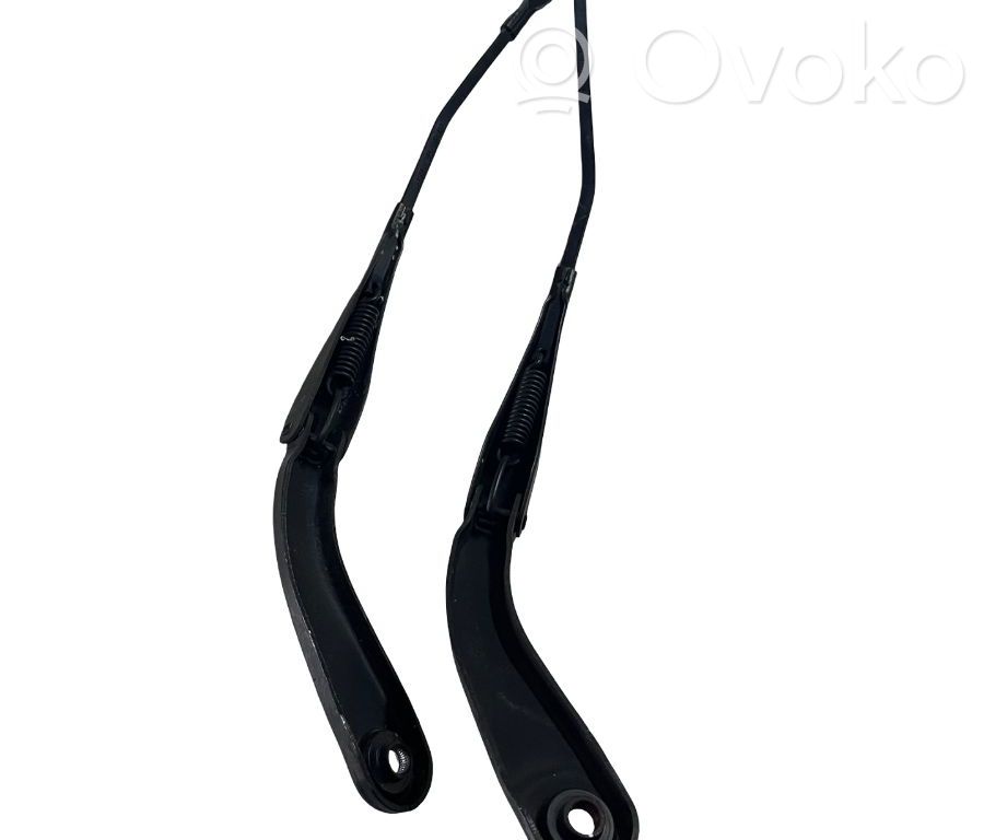 BMW 3 F30 F35 F31 Front wiper blade arm 