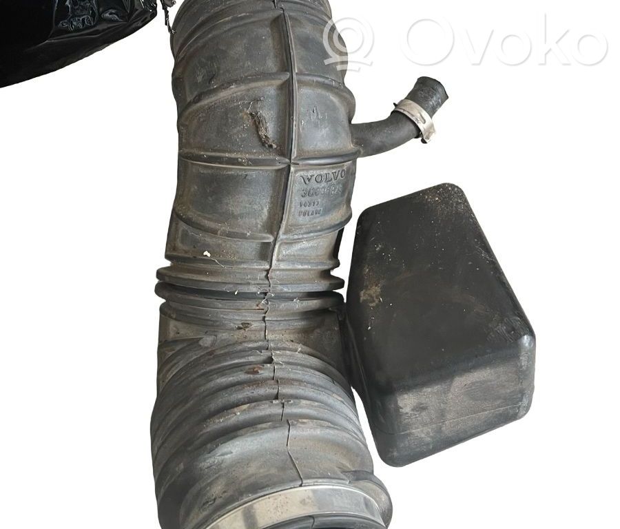 Välijäähdyttimen letku   30636828