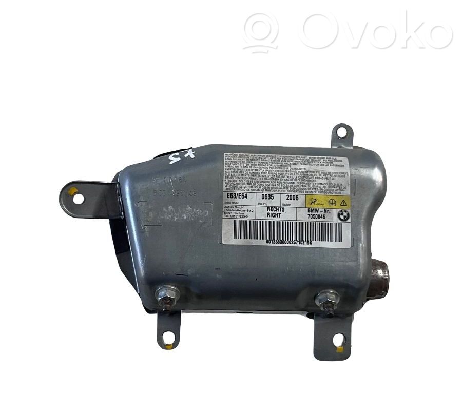 Front door airbag   7050846