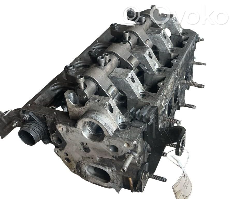 Culata del motor   038103373R