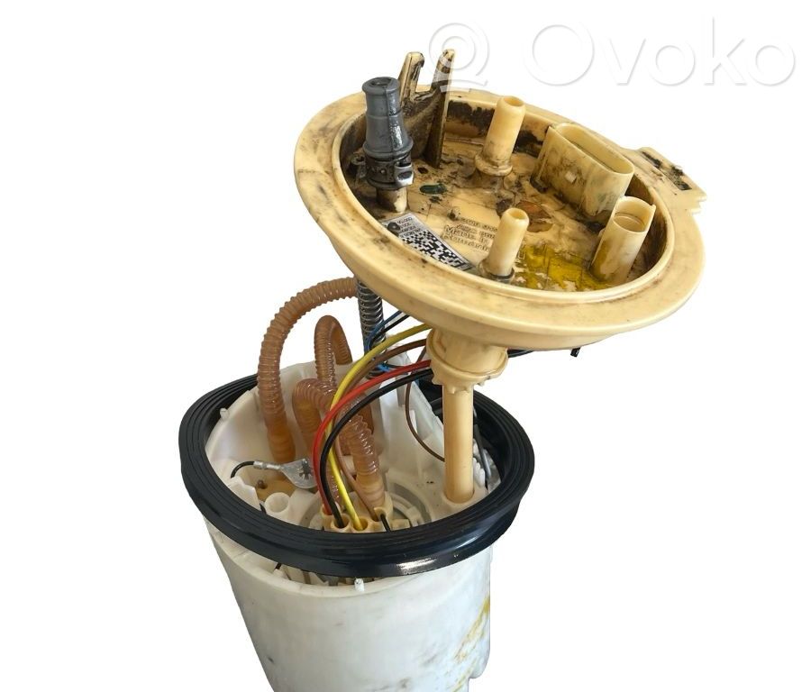 Bomba interna de combustible   3Q0919050A