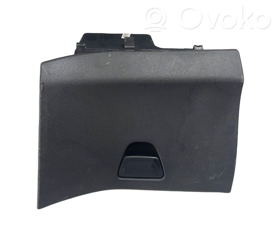 Handschuhfach   8A61A06010