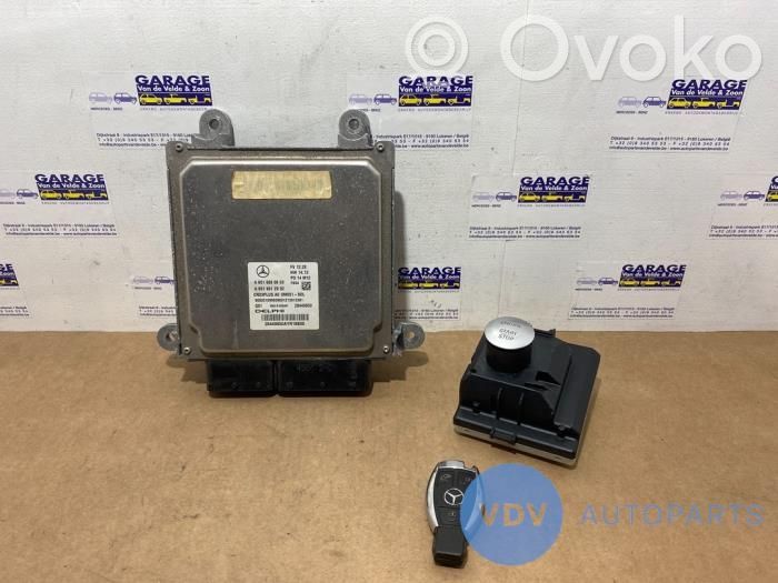 Mercedes-Benz C W205 Komputer / Sterownik ECU i komplet kluczy 