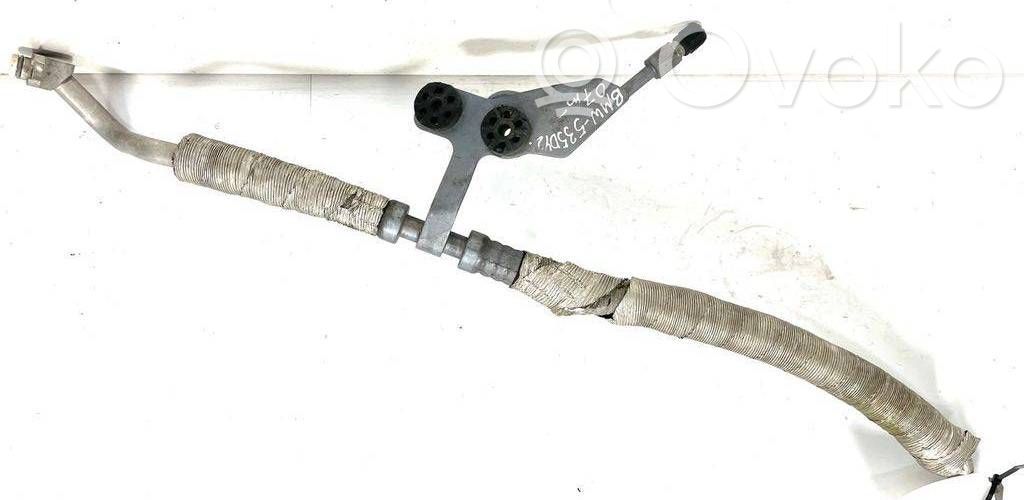 Ilmastointilaitteen putki (A/C)   234982