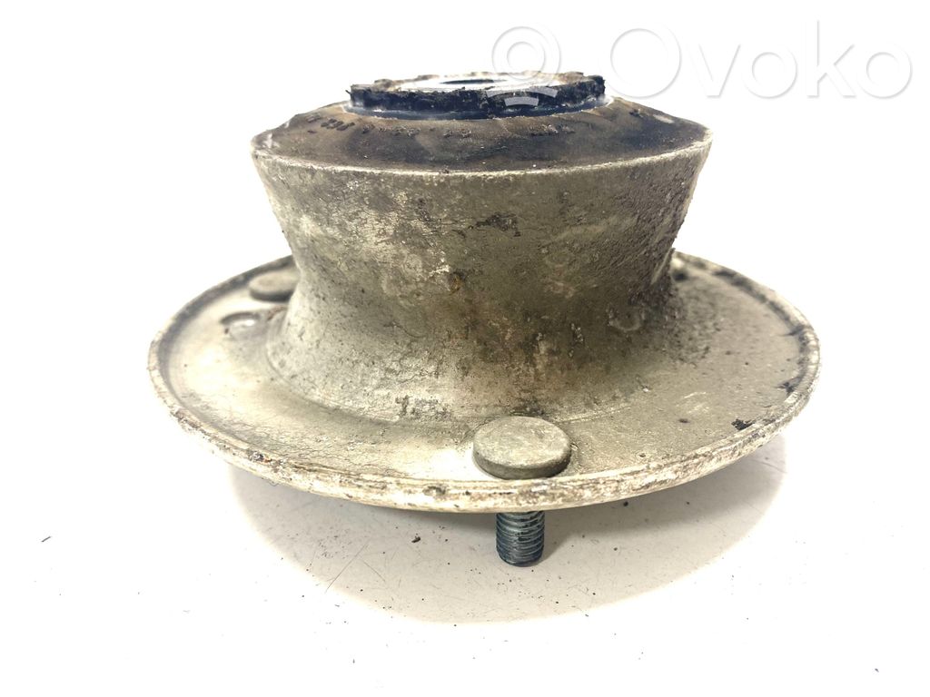 Front upper strut mount   6752735,31336752735