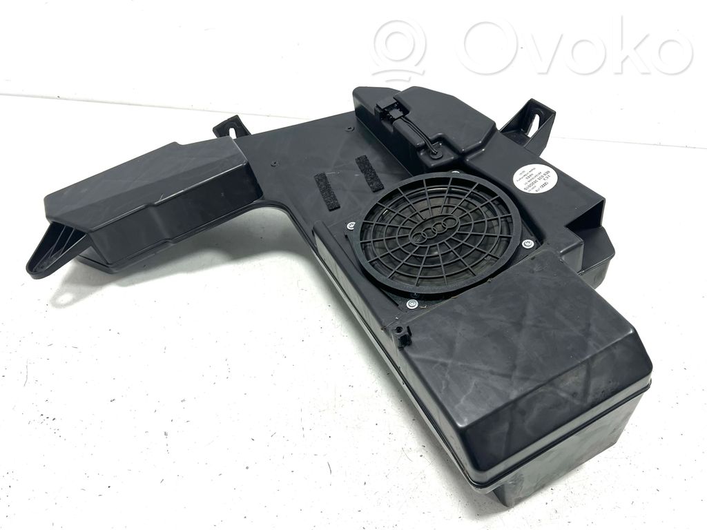 Audi A4 S4 B7 8E 8H Głośnik niskotonowy 