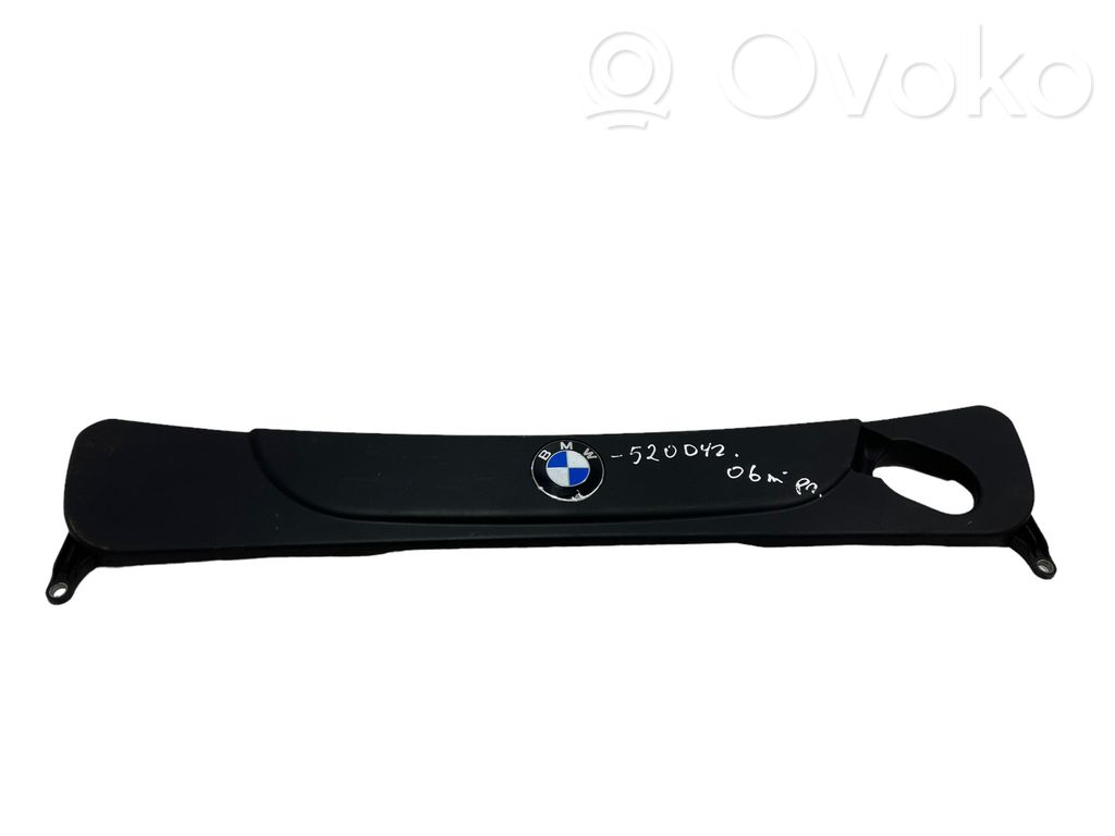 BMW 5 E60 E61 Dzinēja pārsegs (dekoratīva apdare) 