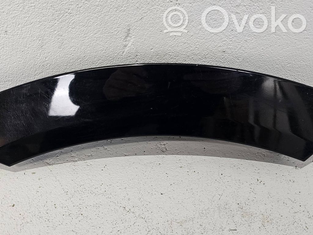 Audi e-tron Aizmugurē durvju dekoratīvā apdare (moldings) 