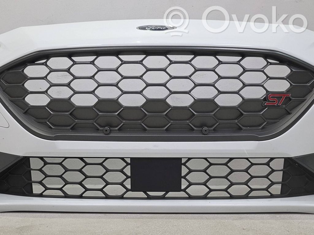 Ford Focus Front bumper 