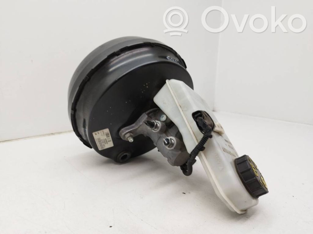 Volvo XC40 Jarrutehostin 
