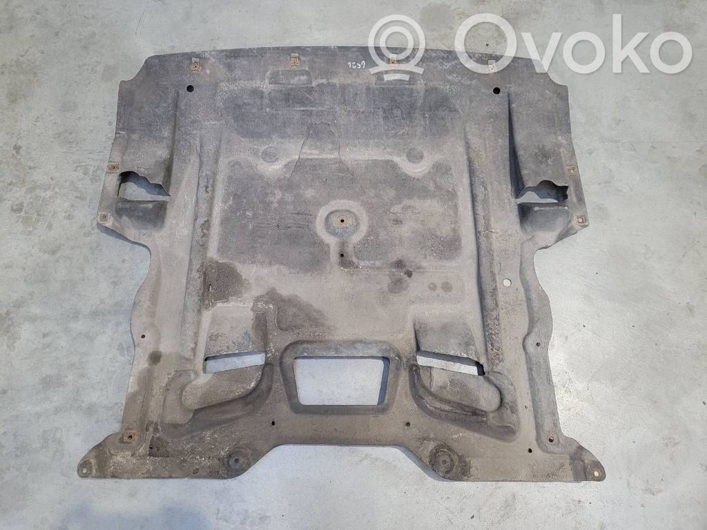 BMW 7 F01 F02 F03 F04 Front bumper skid plate/under tray 
