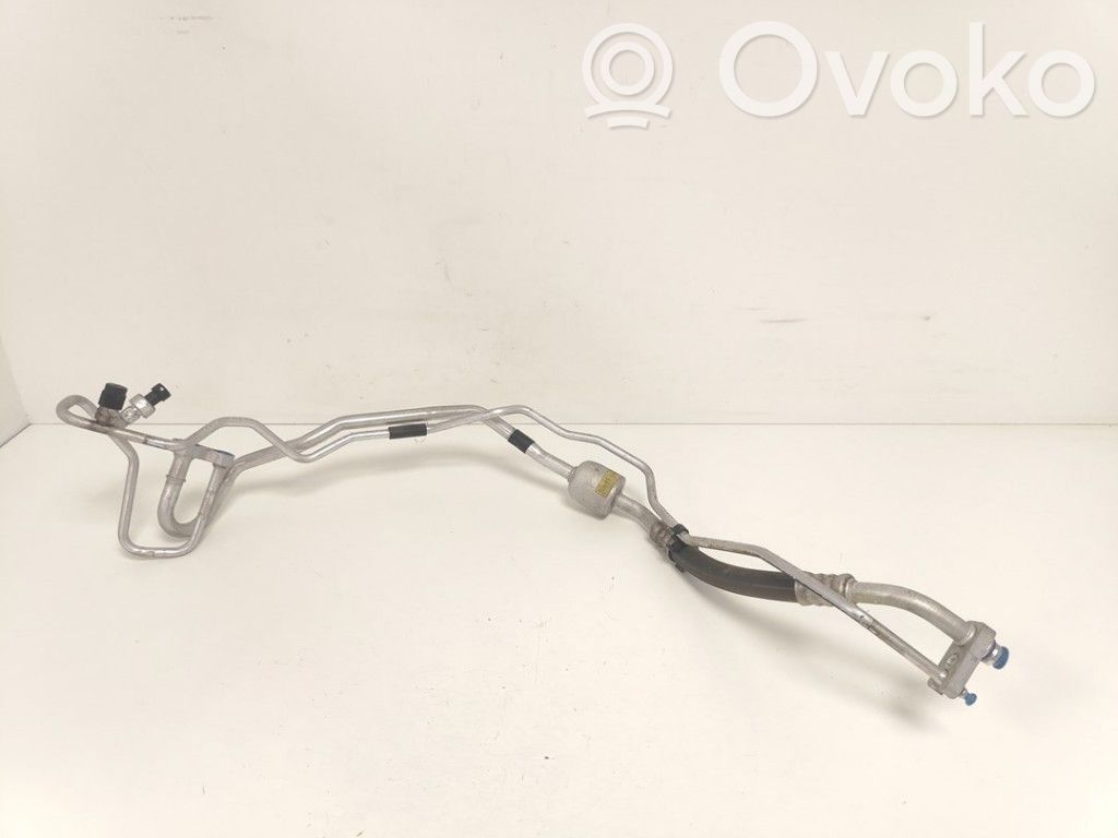 Opel Corsa E Ilmastointilaitteen putki (A/C) 