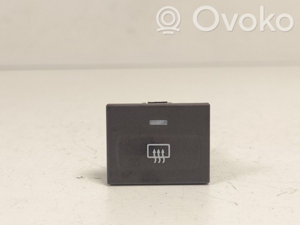 Ford C-MAX I Windscreen/window heater switch 