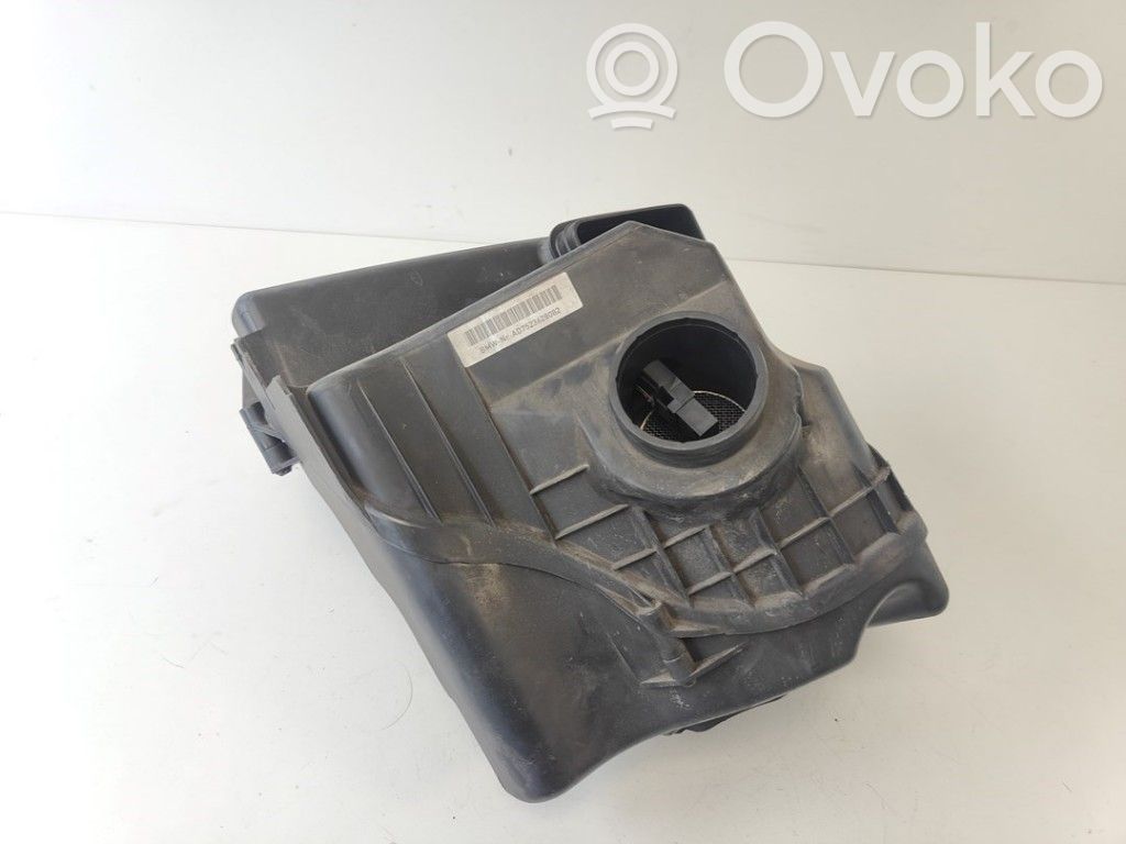 BMW 1 E81 E87 Air filter box 