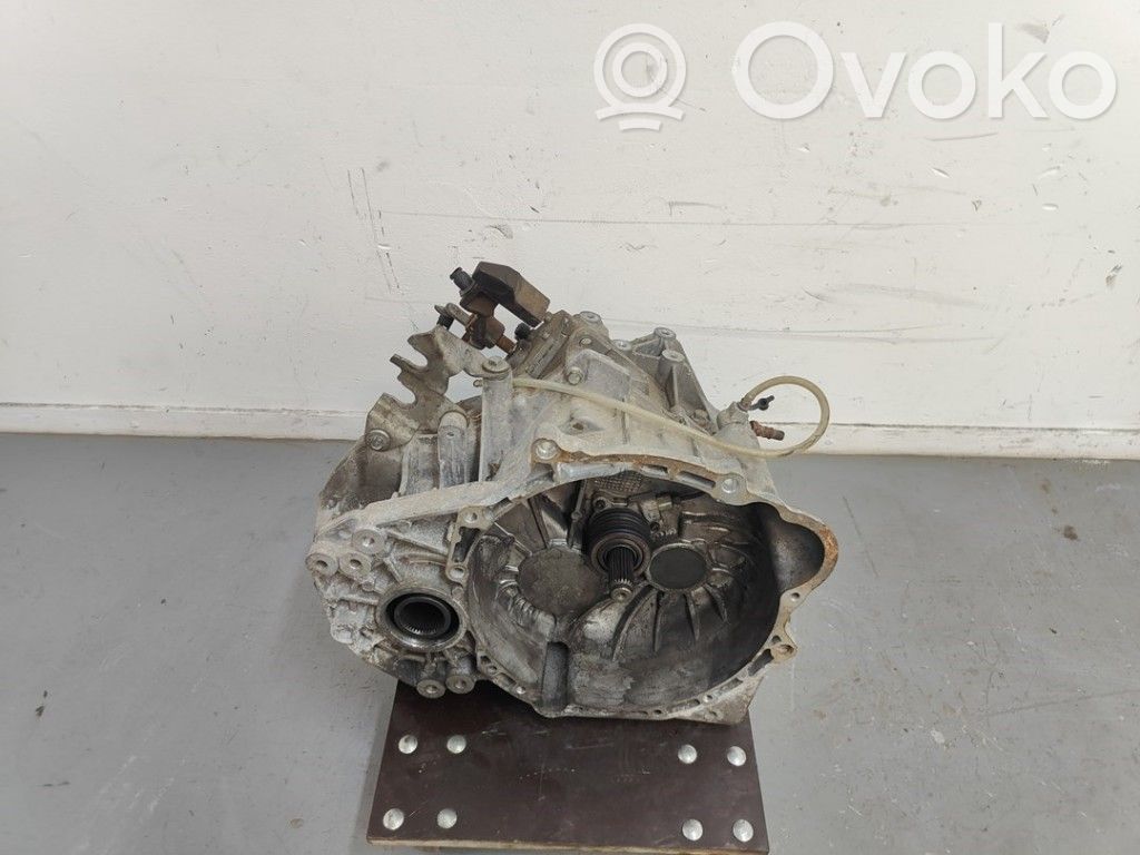 Opel Antara Manualna 5-biegowa skrzynia biegów 