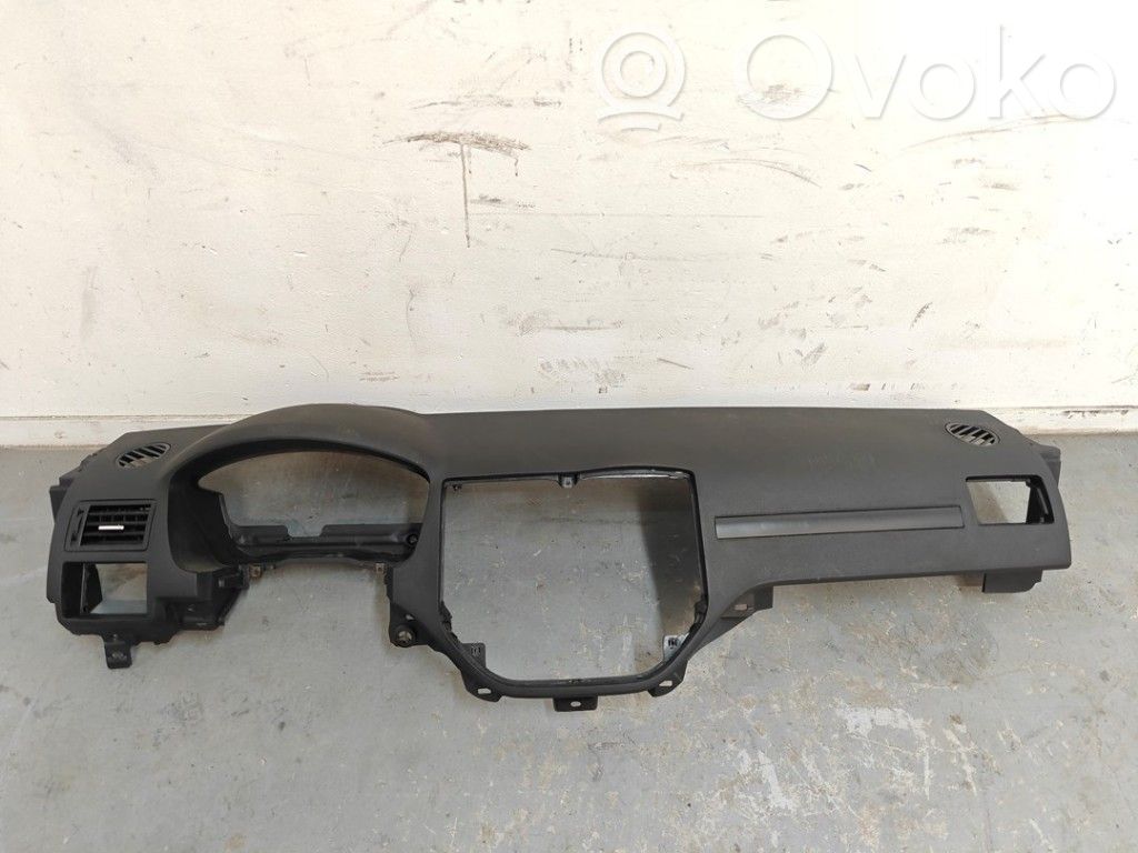 Ford Kuga II Kojelauta 