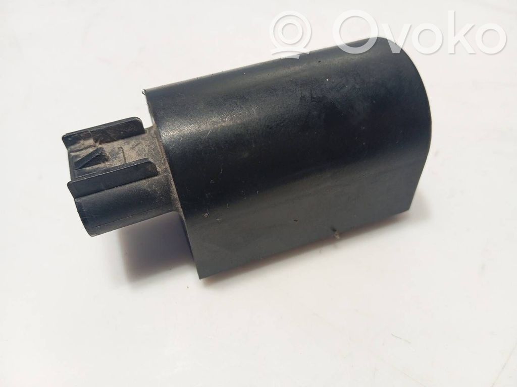 Dzesēšanas ventilatora relejs   9656112480,28107
