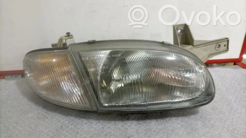 Headlight part   1010896