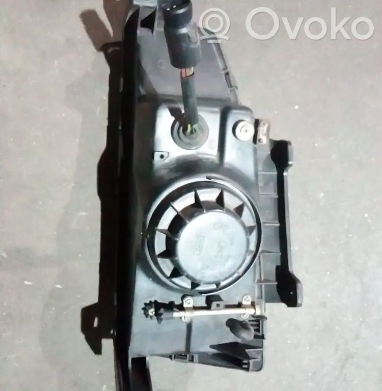 Hyundai Lantra II Element lampy przedniej 