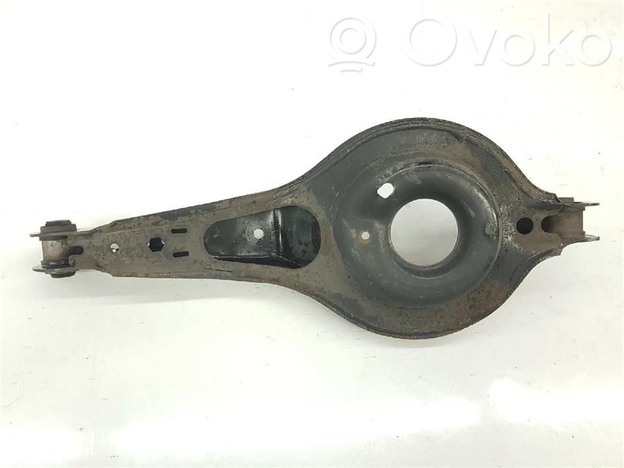Ford Focus Aizmugurējā tilta sviras 