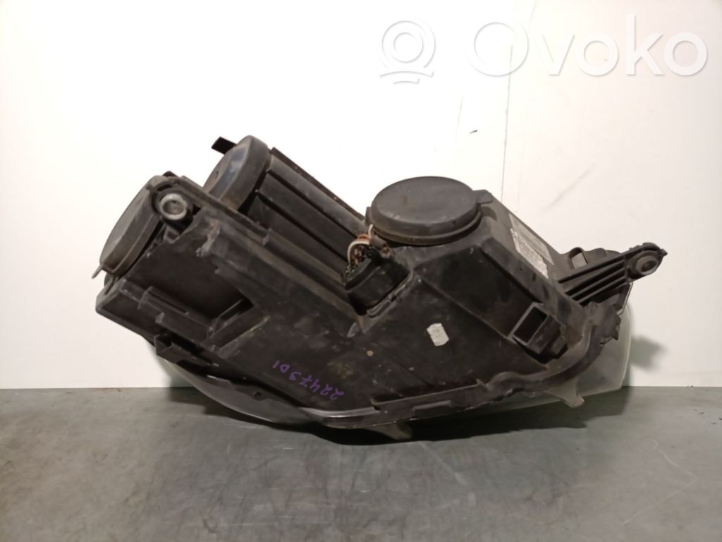 Volkswagen Scirocco Headlight part 