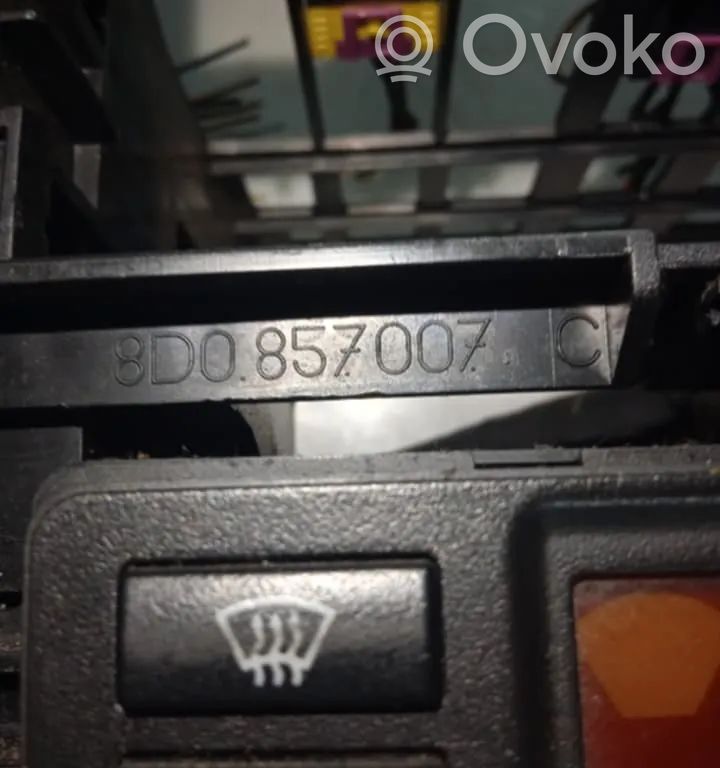 Audi A4 S4 B5 8D Garniture de panneau console centrale 