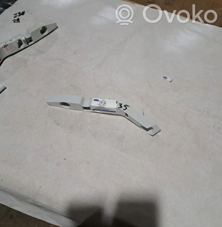Ford Focus Front bumper mounting bracket 