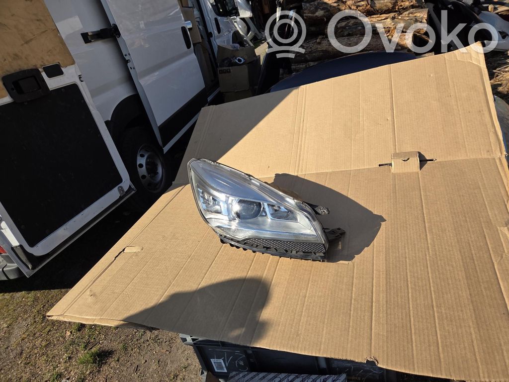 Ford Kuga II Scheinwerfer 