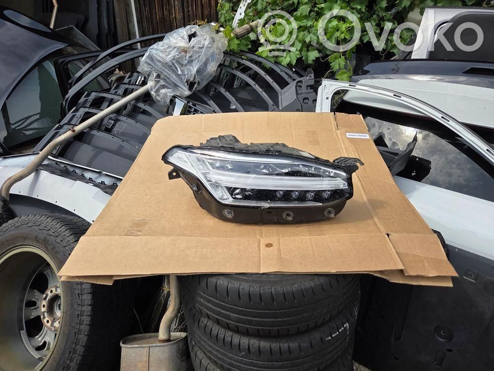 Volvo XC90 Scheinwerfer 