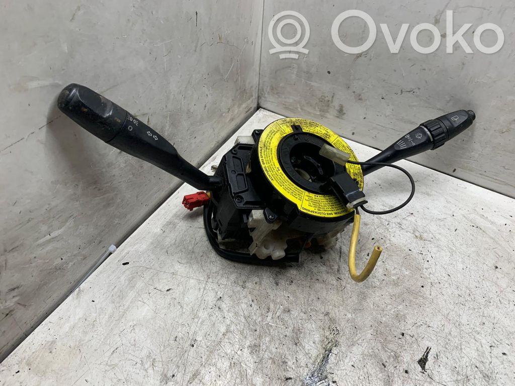 Mitsubishi Carisma Interruptor/palanca de limpiador de luz de giro 