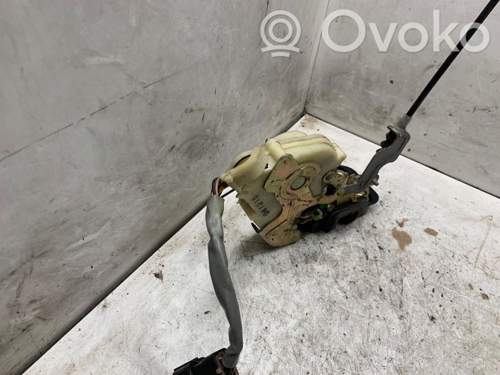KIA Sorento Zamek drzwi przednich 