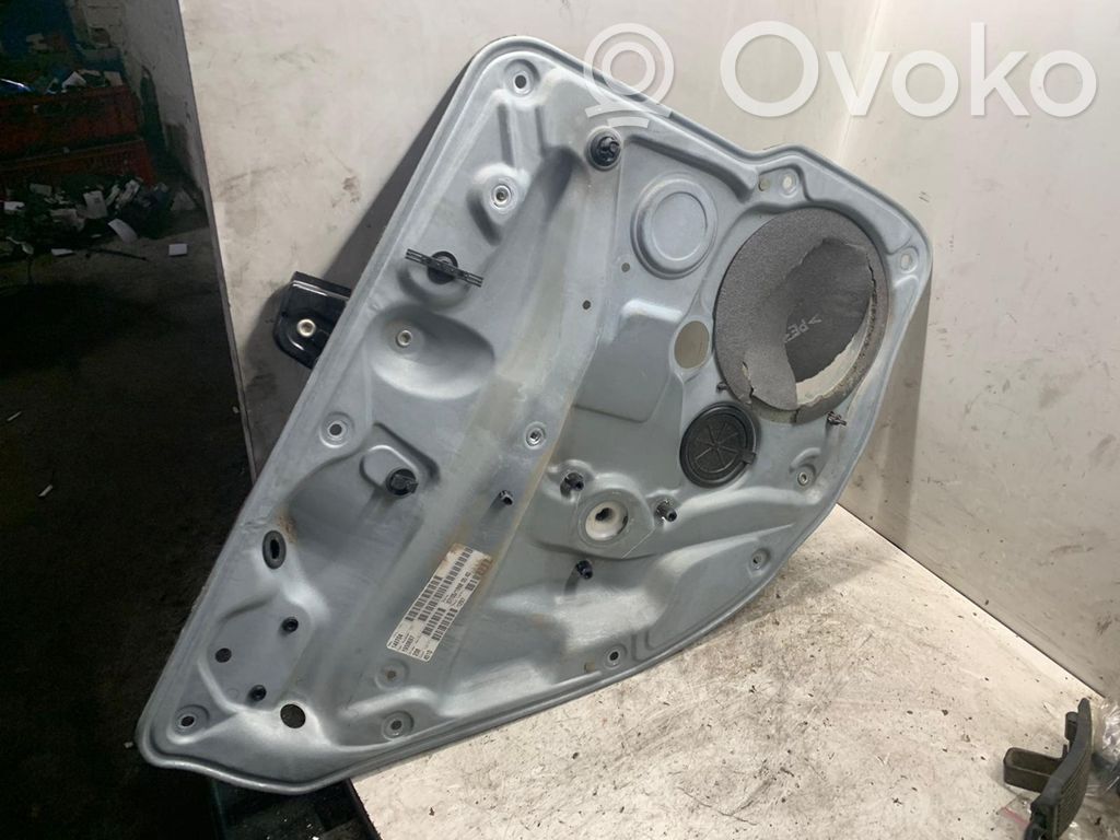Volkswagen Golf IV Takaikkunan nostomekanismi ilman moottoria 
