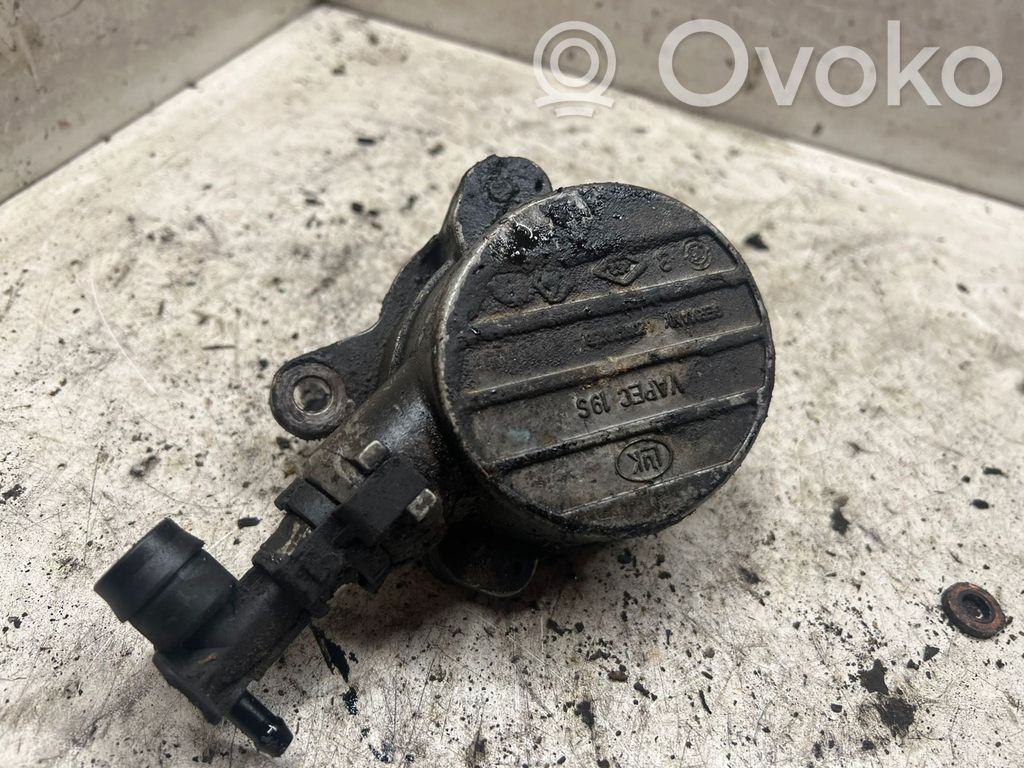 Renault Master II Bomba de vacío 