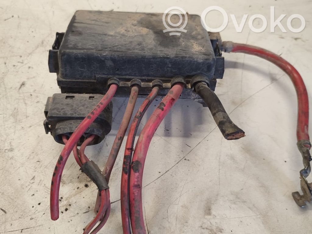 Volkswagen Golf IV Módulo de fusible 