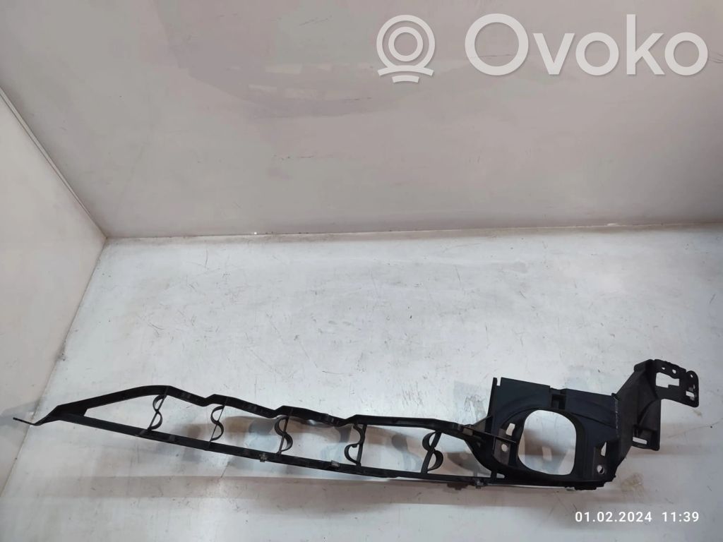 BMW X5 E70 Fender mounting bracket 