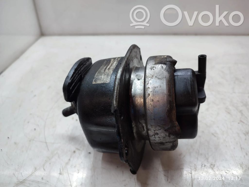 BMW X5 E70 Engine mount bracket 