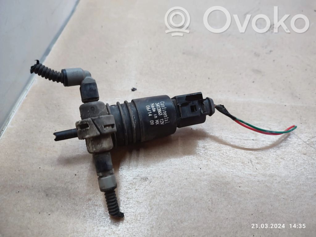 Honda Civic IX Windscreen/windshield washer pump 