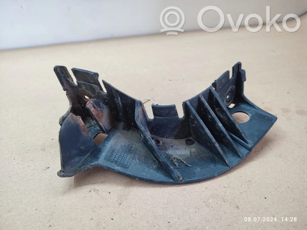 Land Rover Freelander 2 - LR2 Front bumper mounting bracket 