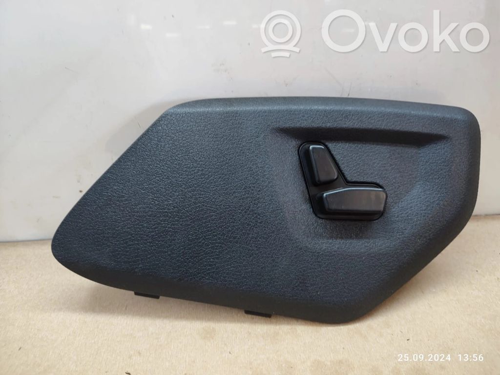 Jeep Grand Cherokee (WK) Seat control switch 