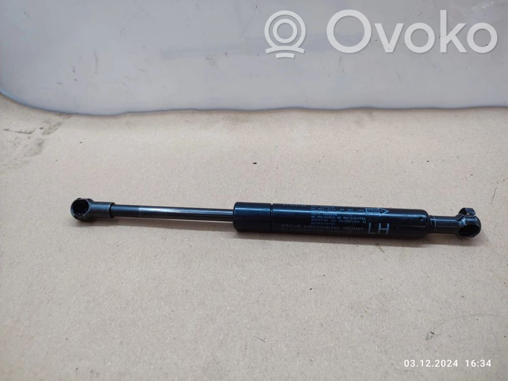 Volvo V70 Vérin de capot arrière 