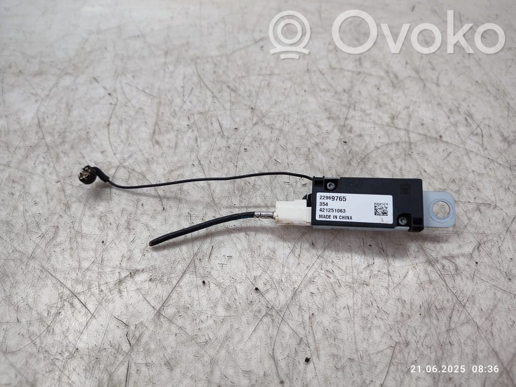 Opel Insignia A Antenos stiprintuvas 