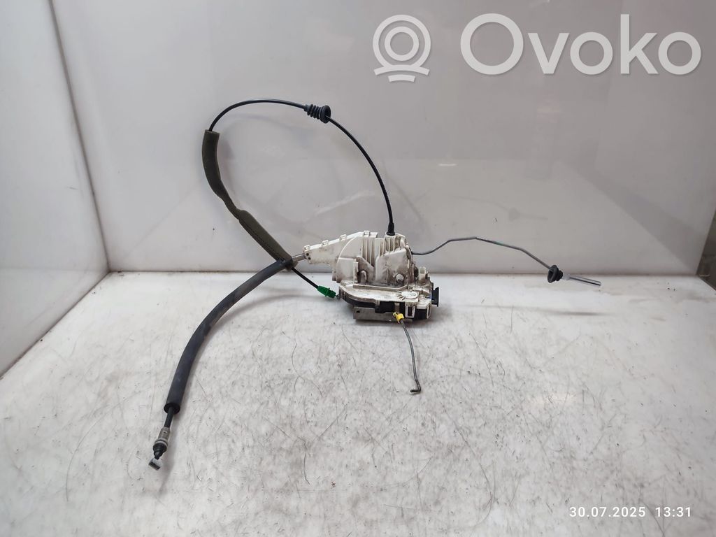 Fiat Freemont Front door lock 