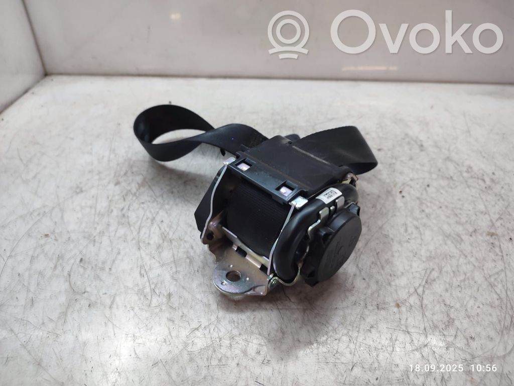 Volvo S90, V90 Cinturón trasero 