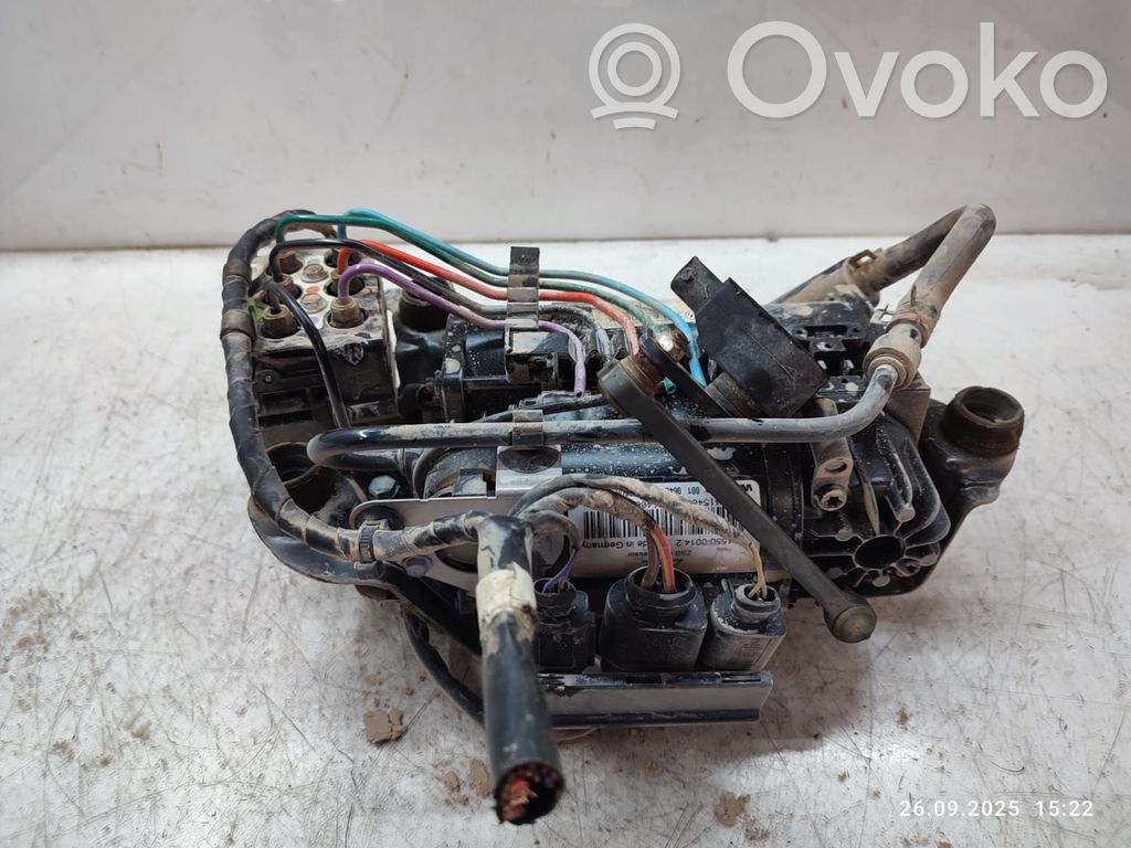 Volkswagen Phaeton Air suspension compressor/pump 