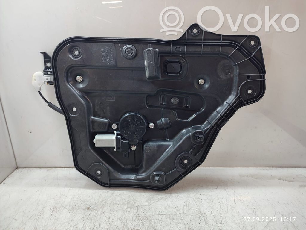 Mazda CX-5 Elektryczny podnośnik szyby drzwi tylnych 