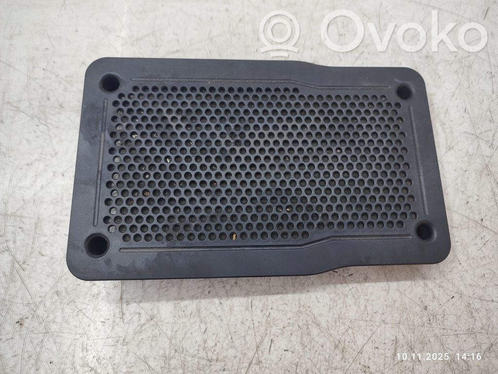 BMW X6 E71 Subwoofer grill/trim 